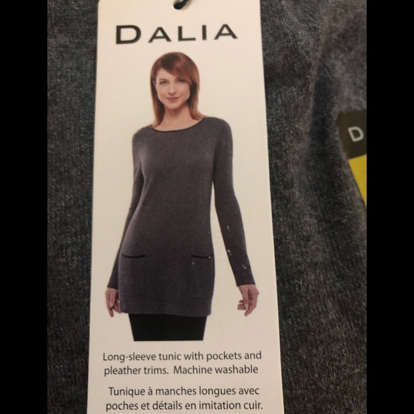 Dalia Long Sleeved Tunic w/pockets /Pleather trim! - Picture 11 of 11